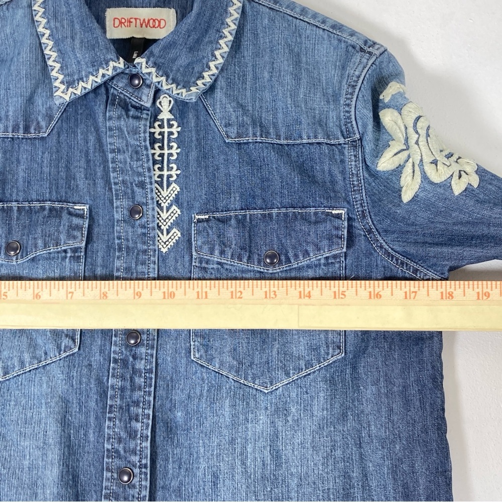 Driftwood Lana Shirt Floral Embroidered Chambray Boho Size S Blue Cotton - Picture 12 of 15